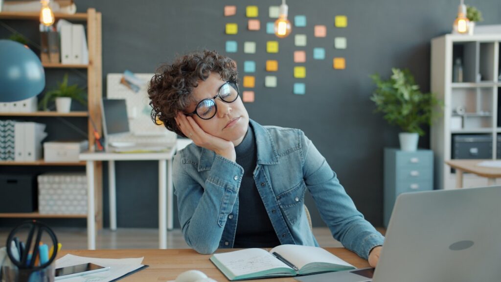 You’re Not Lazy, You’re Burned Out: Mental Health Hacks That Actually Work For Busy Professionals